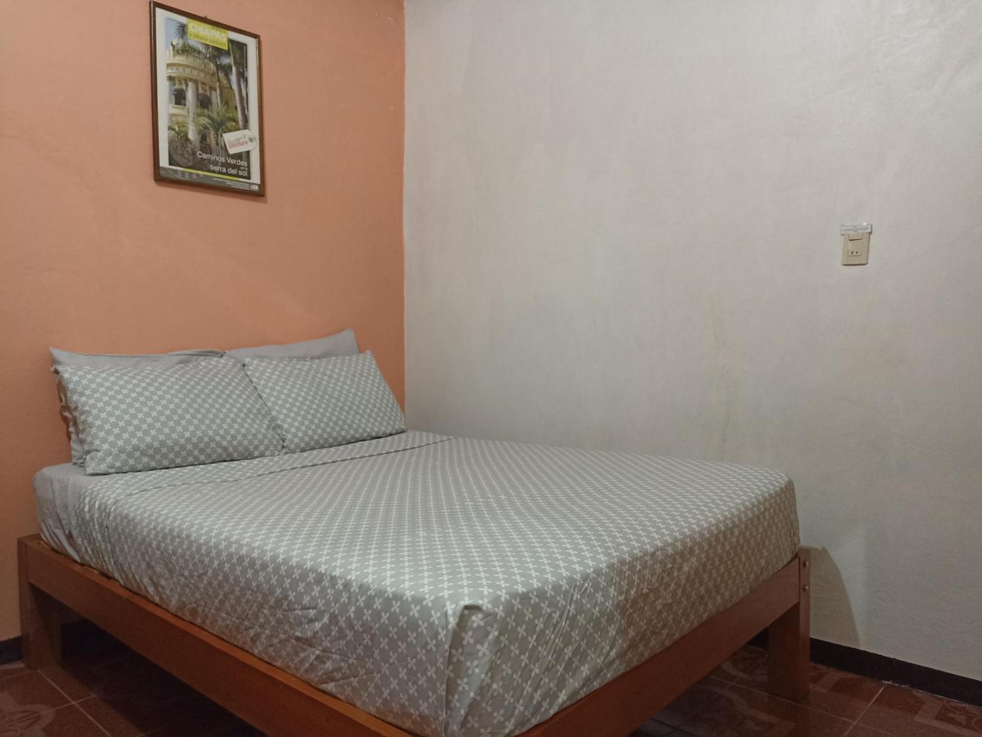 Отель Casa Rincon Сан-Кристобаль-де-Ла-Касас Экстерьер фото