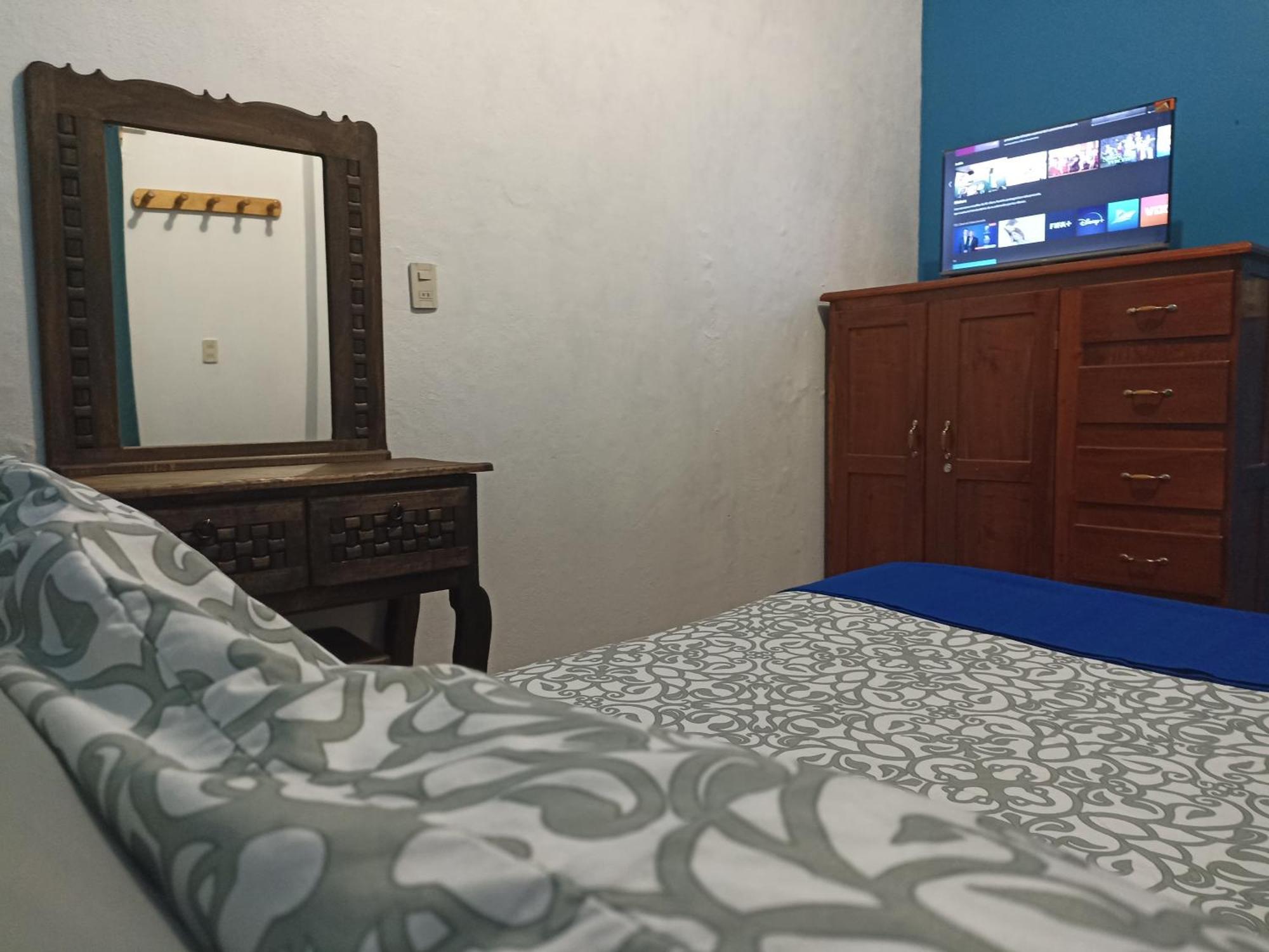 Отель Casa Rincon Сан-Кристобаль-де-Ла-Касас Экстерьер фото